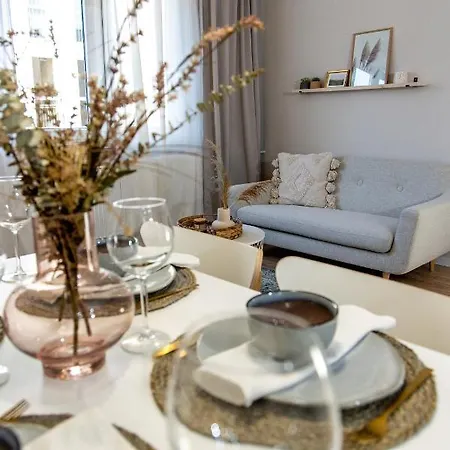 Wanderer Center Apartment