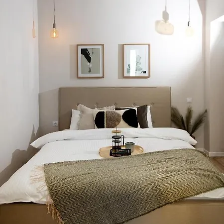 Wanderer Center Apartment