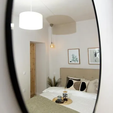 Wanderer Center Apartment